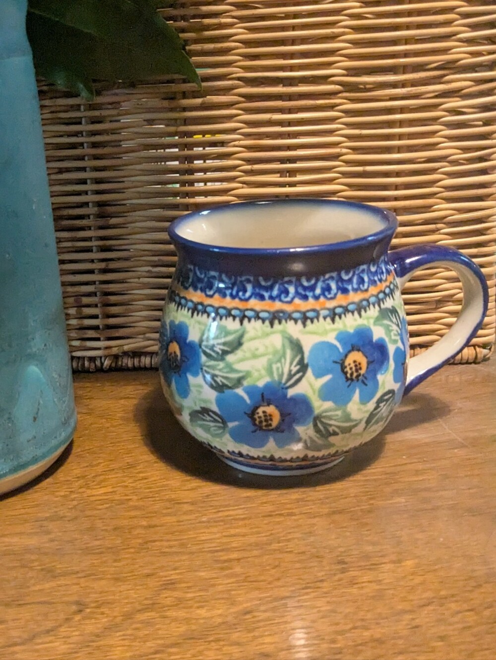 Gorgeous Kalich Polish Bubble Mug With Blue Flowers